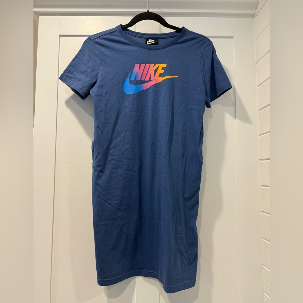 Nike Big Girls Sportswear Cotton T-Shirt Dress